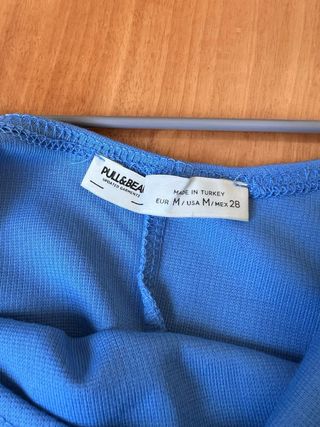 Vestido azul de tirantes