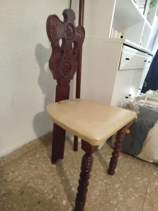 Silla vintage de madera