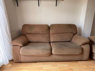 Dos sofás de 2 plazas