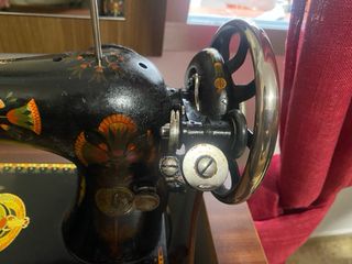 Máquina de coser Singer antigua