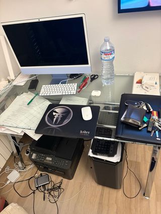 Escritorio cristal y metal