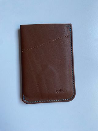 Tarjetero Bellroy Marrón
