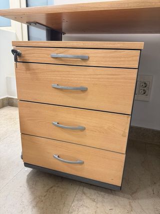 Cajonera de oficina madera y metal