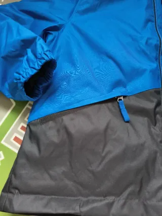 Chaqueta de esquí Wedze azul y negra niño