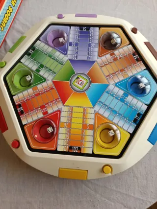 Parchís Automático Magnético Jeu des petits chevau