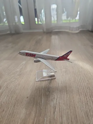 Lote 2 Maquetas Aviones Escala 1:400