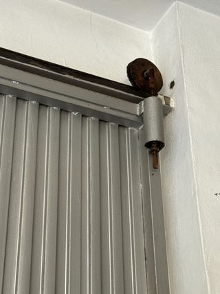 Puerta de garaje metálica