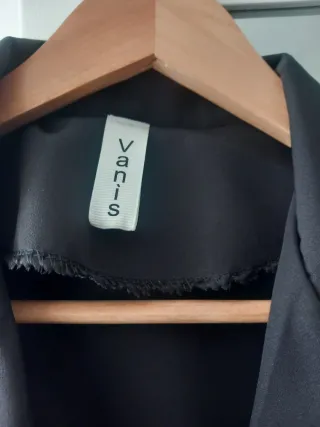 Conjunto traje negro chaleco y pantalón