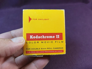 2 Cartucce per fotocamera regolare 8mm (non Super 8mm)