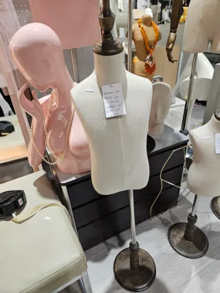 Busto maniquí infantil 6 años