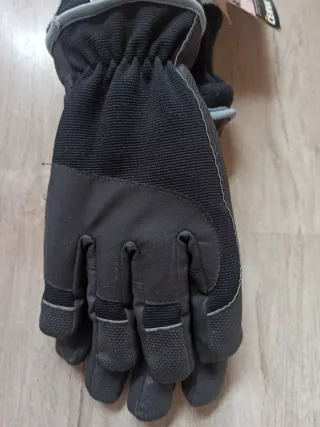 Guantes de trabajo CERVA. Protección al frío.