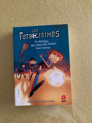 Los Futbolísimos 1: El misterio de los árbitros...