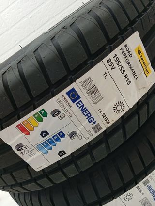 Neumático Kormoran 195/55R15 85V