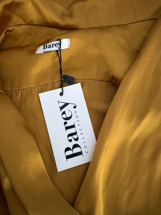 Conjunto falda y top amarillo satinado Barey