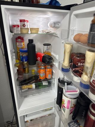 Nevera Comfee 115L Frío 59L Congelador