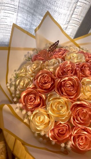 Ramo de rosas eternas de seda