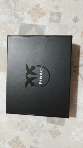 Borsa Pinko Rosa con Logo Dorato