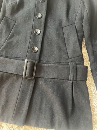 Abrigo negro Stradivarius