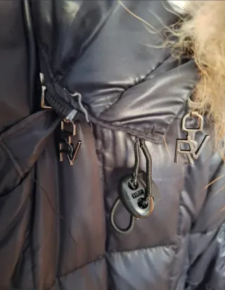 Parka plumas Roberto Verino Negra con Capucha