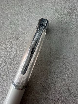 Bolígrafo Swarovski Blanco Perlado y Plata