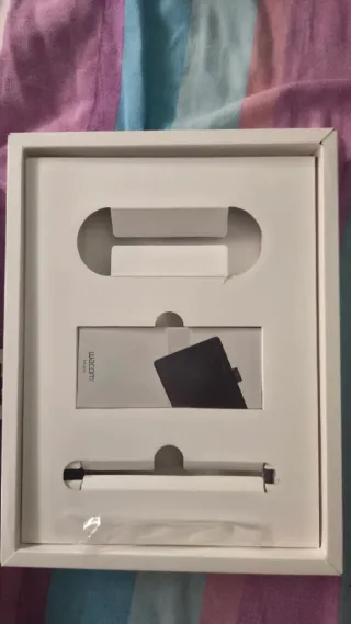 Tableta Gráfica Wacom Intuos CTL-6100WLK-S