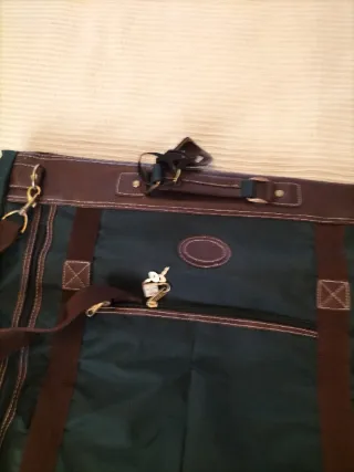 Portatrajes de viaje lona verde