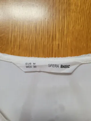 Camisa Sfera con cuello de encaje