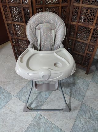 Trona plegable para bebé