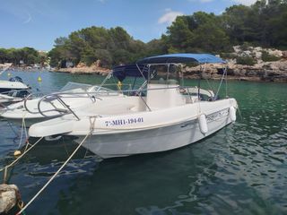 Capelli 7,00 m – Año 2001 | Lista para navegar