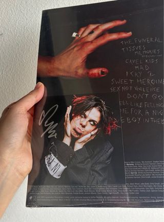 Yungblud - Yungblud Indie Pink Signed Vinyl