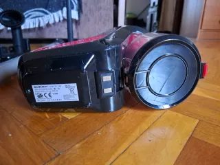 Aspirador de batería con accesorios