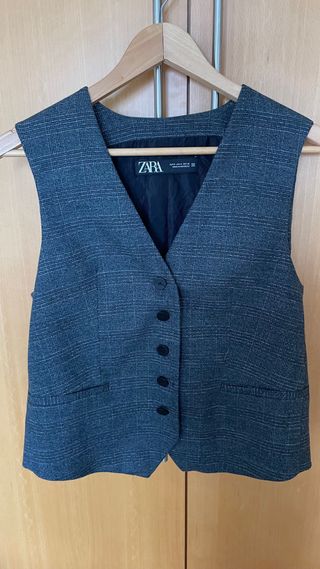 Chaleco cuadros Zara