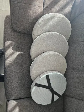 4 Cojines redondos gris claro