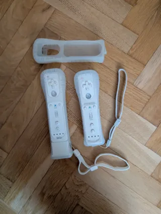 Nintendo Wii Blanca con Accesorios y Juegos