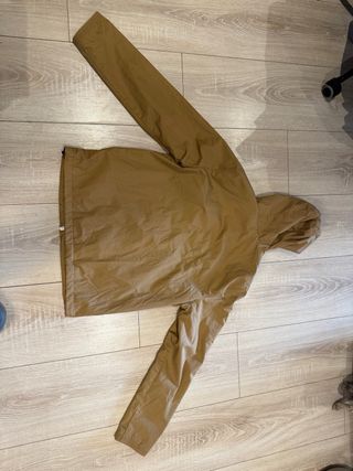 Chaqueta Impermeable Hombre Camel