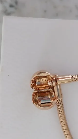 Pulsera Pandora Talla 17 Oro