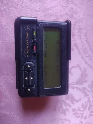 2 Motorola Advisor Pagers
