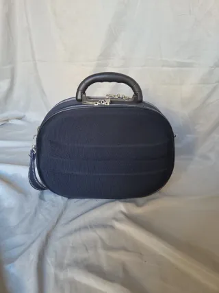 Maleta- neceser viaje 35cm x 30cm x 12cm