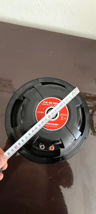 Subwoofer Pioneer TS-W304R 12 4Ω ~300W RMS