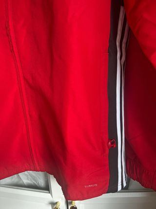 Chaqueta Adidas Climalite Roja y Negra