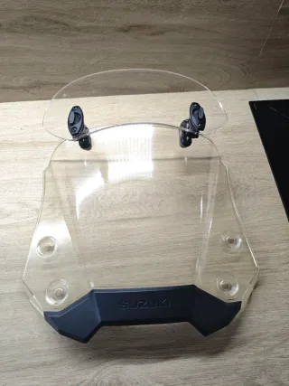 Cúpula Suzuki V-Strom 650 2017 con difusor