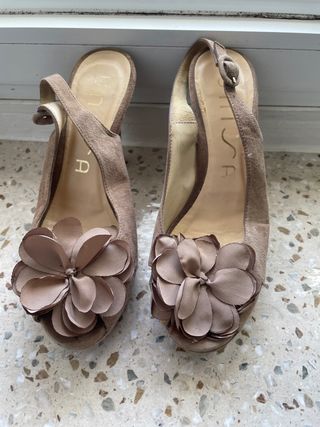 Sandalias ante flor talla 38