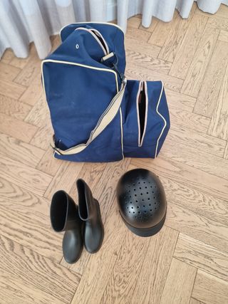 Botas montar caballo talla 29, casco y funda
