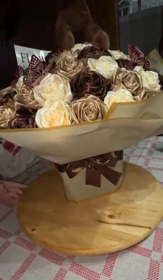 Ramo de rosas eternas