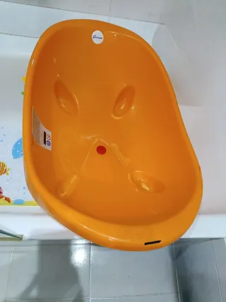 Bañera bebé naranja Giordani