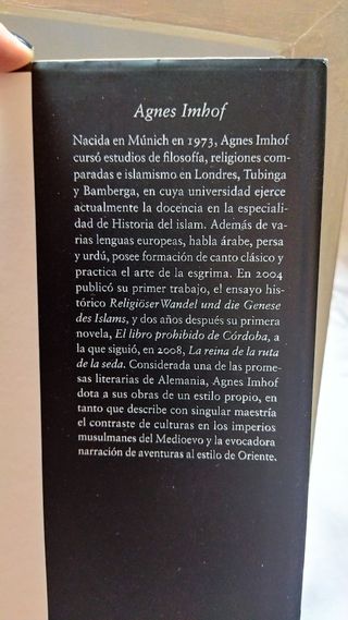 Libro: La reina de la ruta de la seda Agnes Imhof