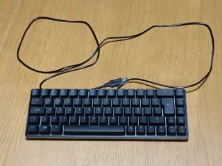 Teclado KROM Negro