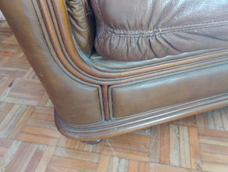 Sillón de cuero.