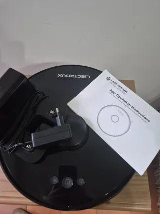 Robot aspirapolvere lavapavimenti LIECTROUX XR50