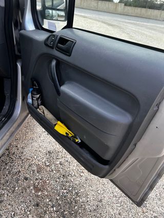 Ford Tourneo Connect 2005